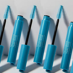 Neutrogena Hydro Boost Plumping Mascara Enriched with Hydrating Hyaluronic Acid, Vitamin E, and Keratin for Dry or Brittle Lashes, Black/Brown 03,.21 oz